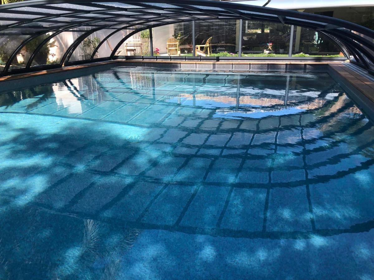 LA MAISON DE LA DUNE - Jacuzzi 1ère séance offerte - Piscine chauffée avec Abri Amovible - Plage située à 200m, accès direct par le bois - Borne VE La Couarde-sur-Mer Esterno foto