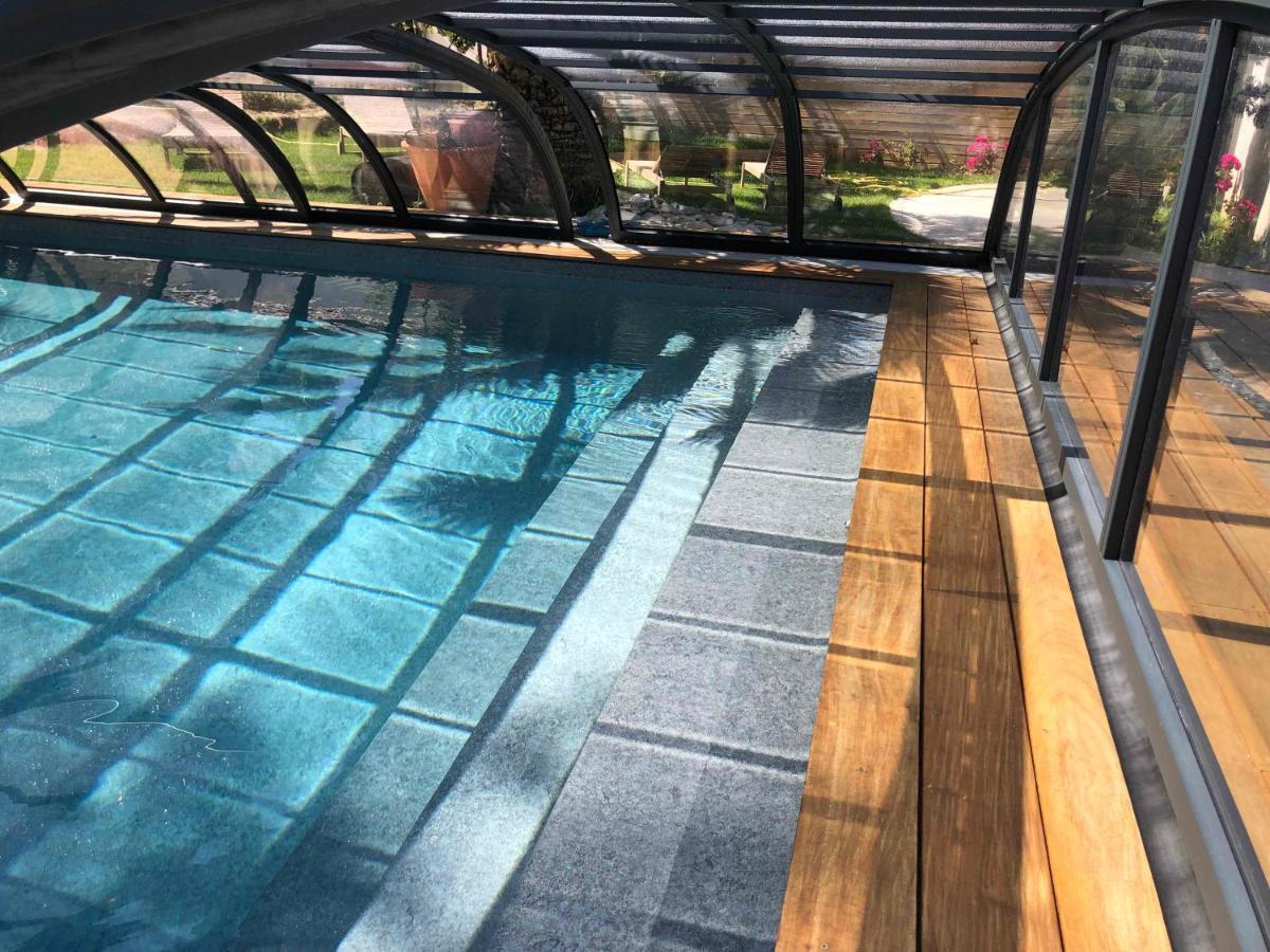 LA MAISON DE LA DUNE - Jacuzzi 1ère séance offerte - Piscine chauffée avec Abri Amovible - Plage située à 200m, accès direct par le bois - Borne VE La Couarde-sur-Mer Esterno foto