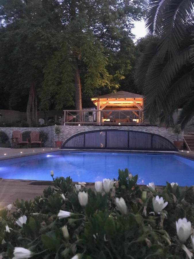 LA MAISON DE LA DUNE - Jacuzzi 1ère séance offerte - Piscine chauffée avec Abri Amovible - Plage située à 200m, accès direct par le bois - Borne VE La Couarde-sur-Mer Esterno foto